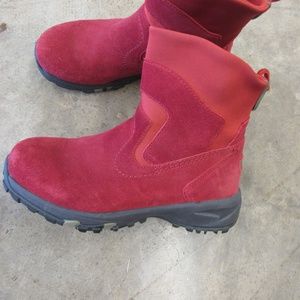 Women's LL Bean Red Suede Boots 7